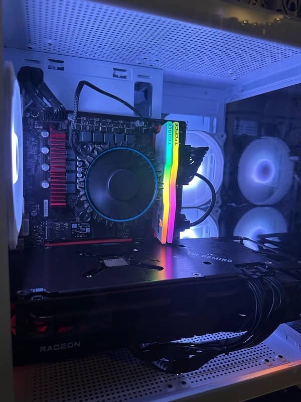 i5 13400k/ AMD RX 6800 XT 16 GBVRAM 2