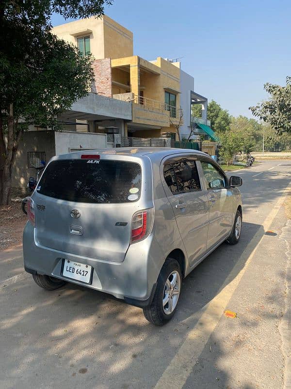 Daihatsu Mira 2012 1