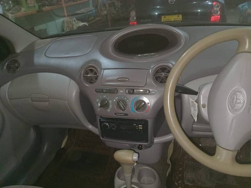 Toyota Platz 2007 19