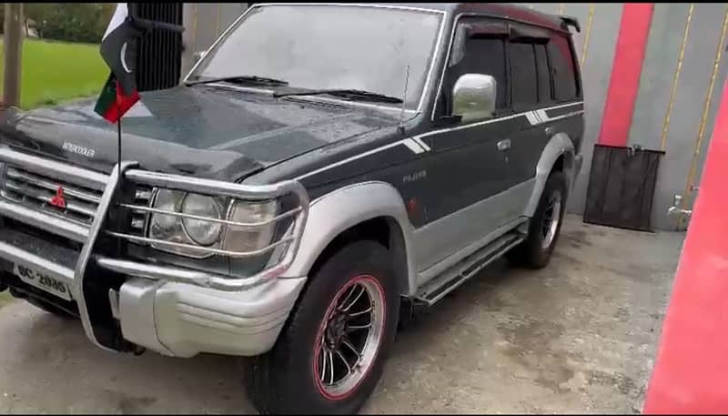 Mitsubishi Pajero 1992 4