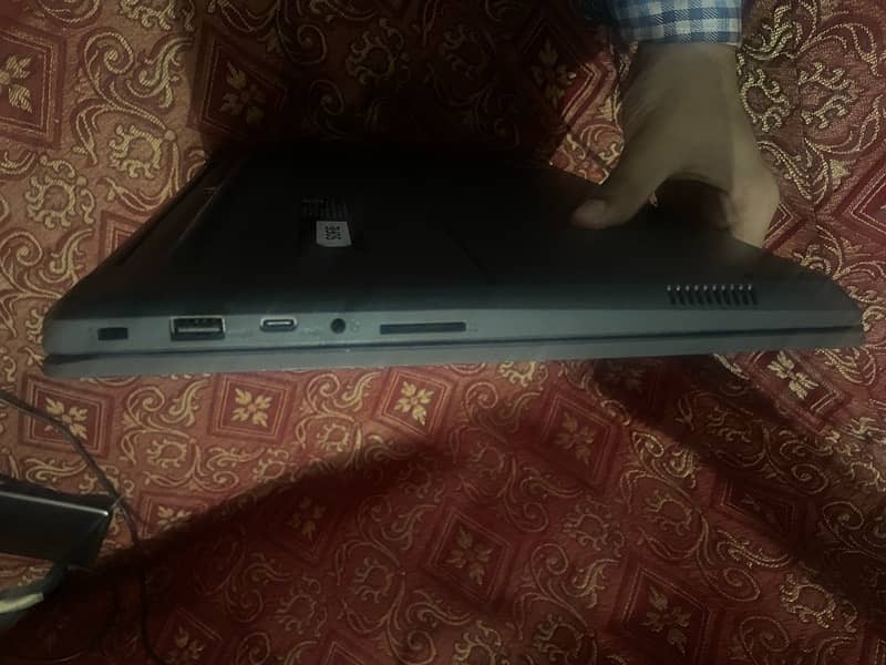 Lenovo v330 Laptop in good condition 3