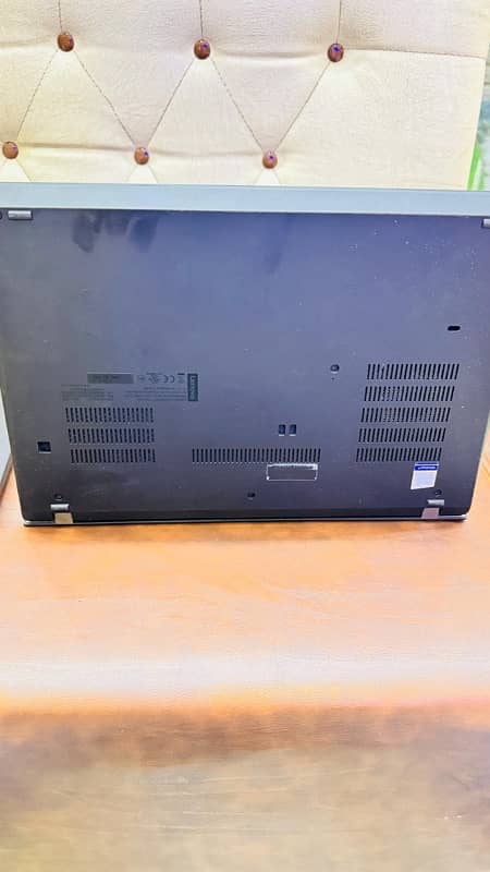 Lenovo Thinkpad T490 T490s 8