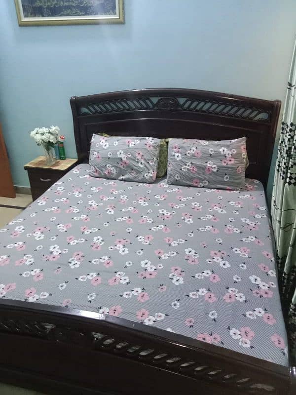 I am selling my two beds One 30 thousand and second is 27 thousand 9