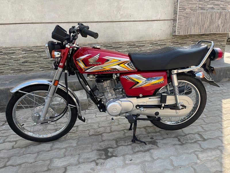 Honda CG 125 2025 Model (0322-3276769) 12