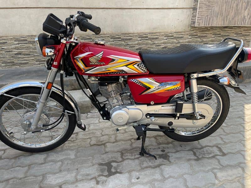 Honda CG 125 2025 Model (0322-3276769) 13