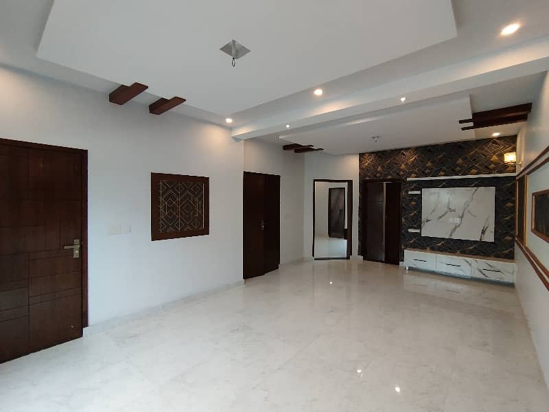 5 Marla Brand New Villa Available for Sale 7