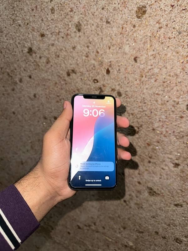 iPhone 11 Pro pta dull approved 64gb 10by8.5 mobile all okay 1