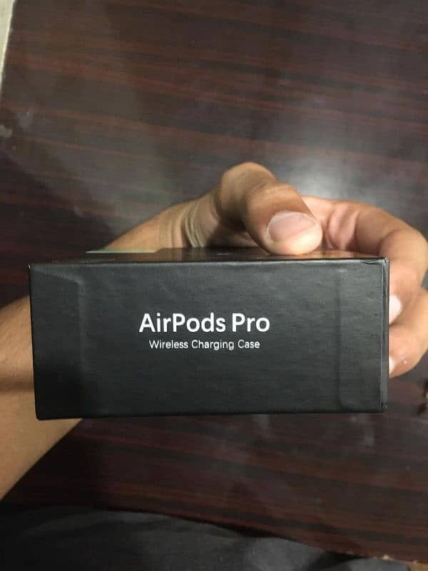 airpods pro brand new 1