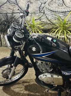 Suzuki GS 150