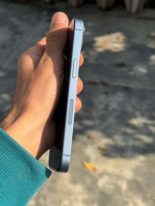 IPhone 14 ( Sierra Blue ) with Complete Box 6