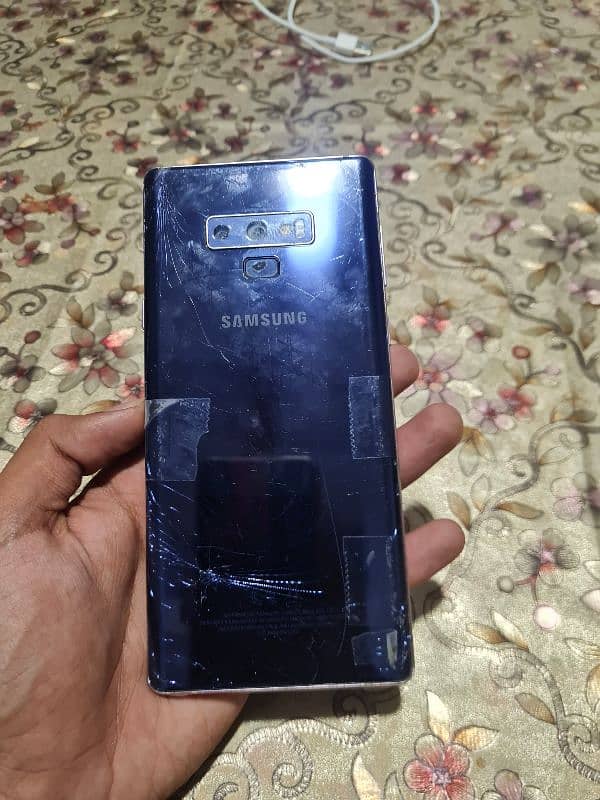 Samsung Galaxy note 9 available for sale 6