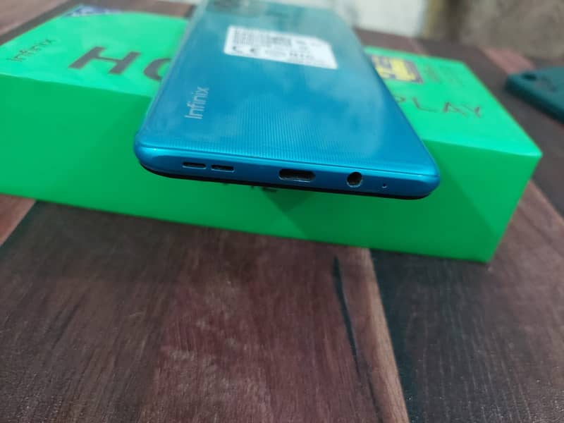 Infinix Hot 12 play      Mint Condition     Full Box 4