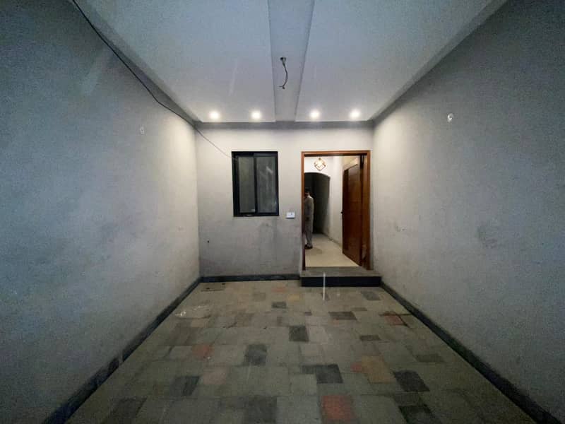 4 Marla independent Full House 3 Bed For Rent Ali Park Near Bhatta Chowk (without Gas) 13