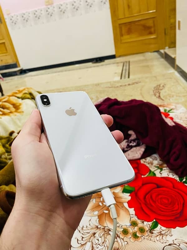 iPhone XS Max Pta Approved 256gb 0