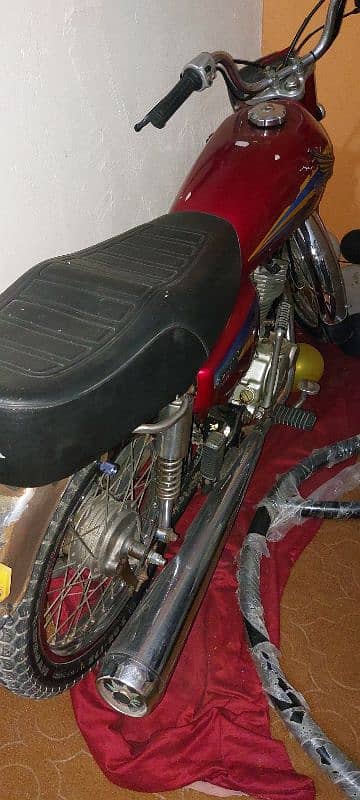 Honda 125 2005 4