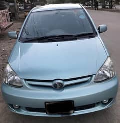 Toyota Platz 2005