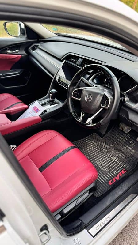 Honda Civic Oriel 2018 6