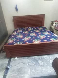 King size bed for sale