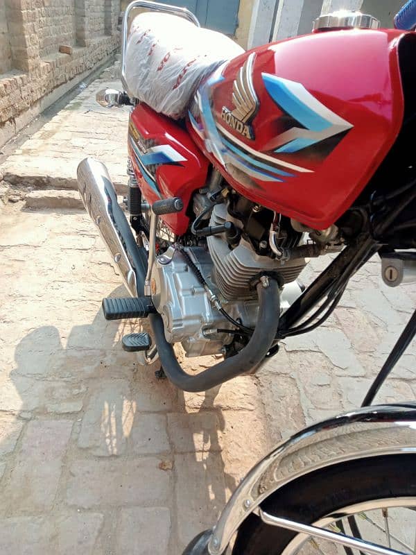 Honda 125 2024 modal punjab numbr location jauharabad district khushab 8