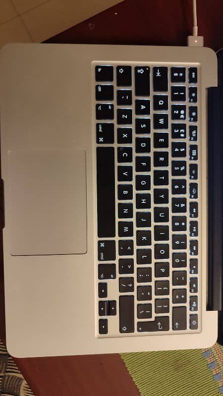 MacBook pro 2013 core i5 2.6Ghz 8gb 256gb 1