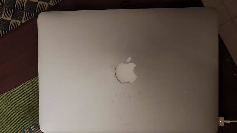 MacBook pro 2013 core i5 2.6Ghz 8gb 256gb 2