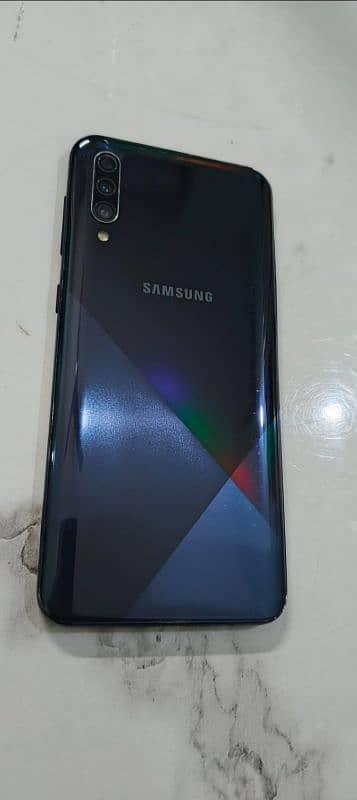 Samsung A30s 4/128 5