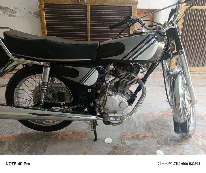 Honda 125 2023 islamabad number 0