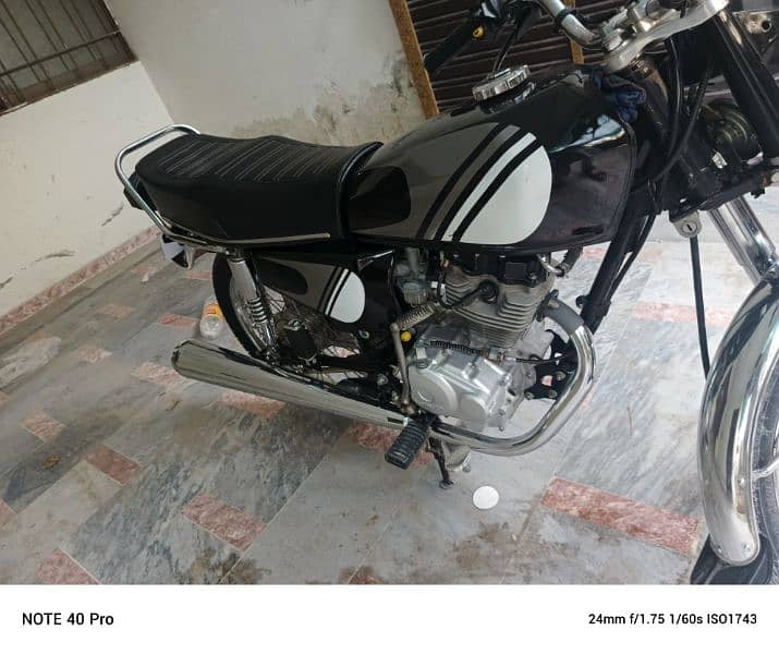 Honda 125 2023 islamabad number 4