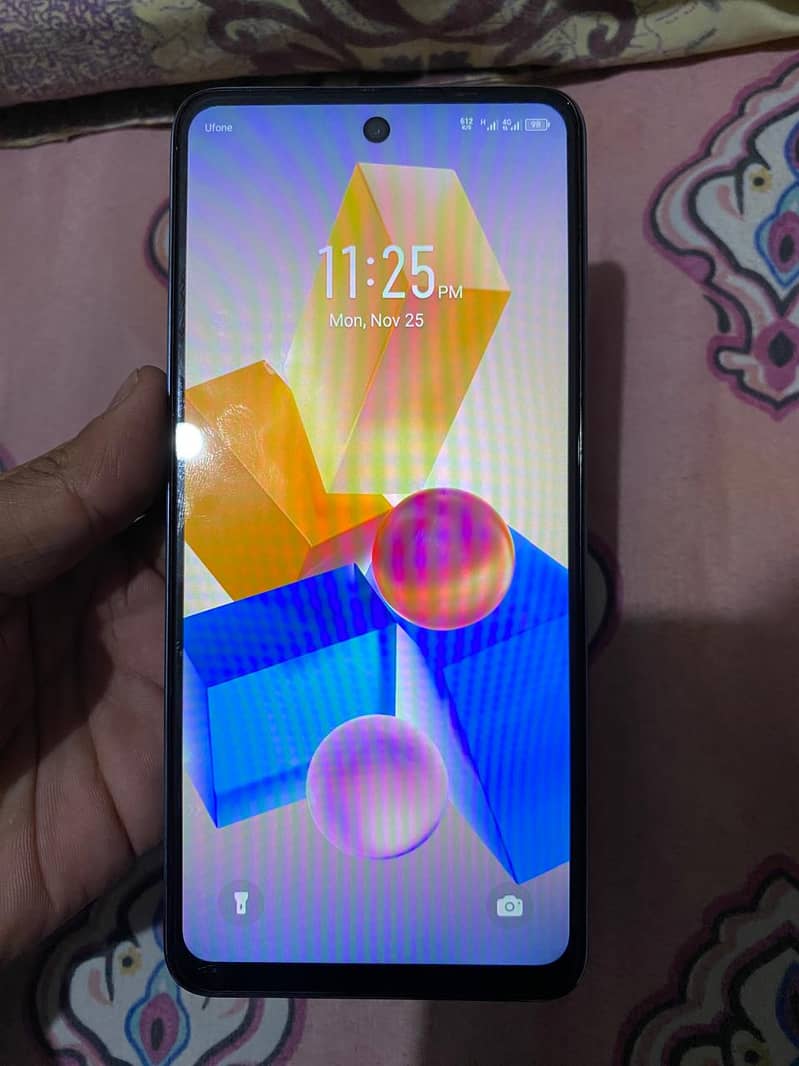 Infinix Hot 40i 0