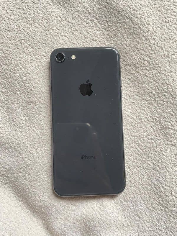 IPHONE 8 NON PTA 64 GB BRAND NEW CONDITION ALL OKAY 1