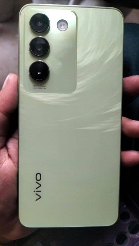 Vivo Y100 8+8 gb 128GB  Breeze Green 2