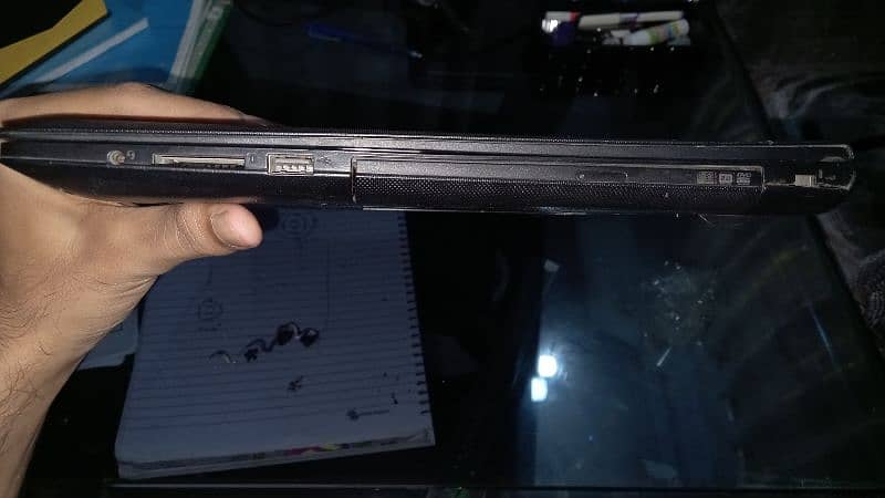 LENOVO THINKPAD G50-80 core i3 4th Generation. 5