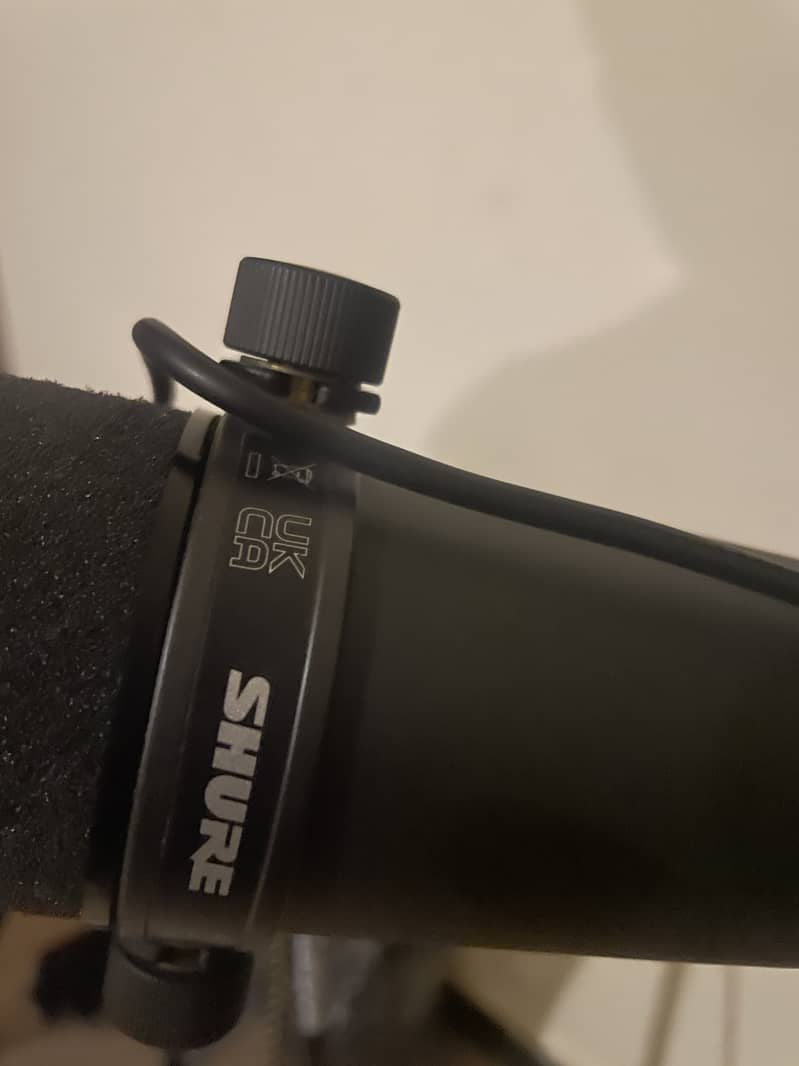 Shure Sm7b microphone 1