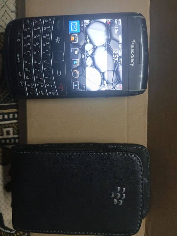 Black berry bold 0