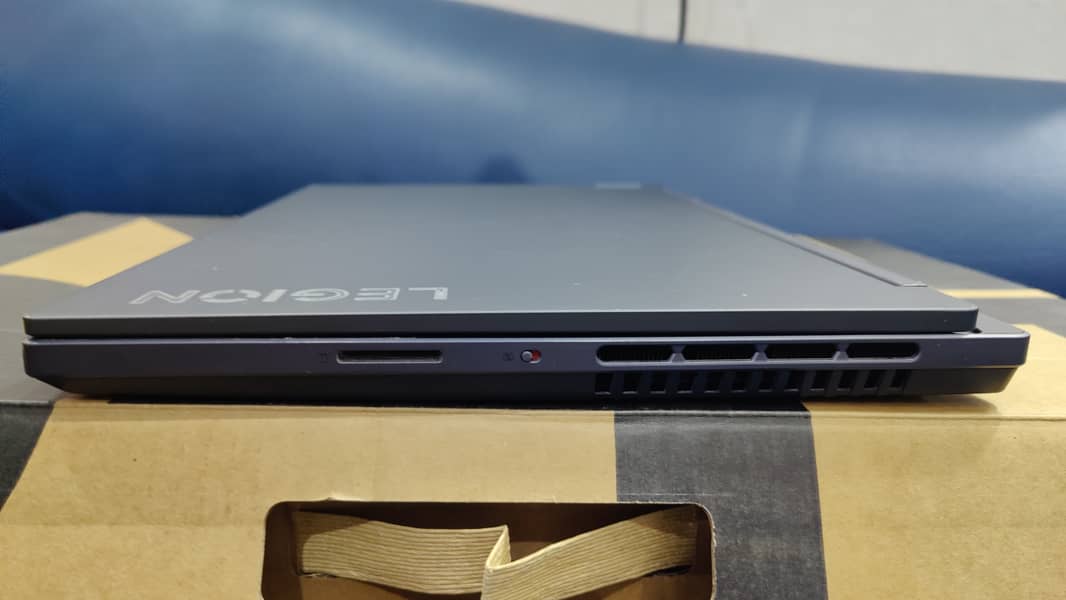 Lenovo Legion 5 Slim - AMD Ryzen 7 7840HS, RTX 4060 Gaming Laptop 6