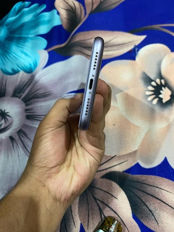 iPhone 11 non pta 64gb factory unlock 3