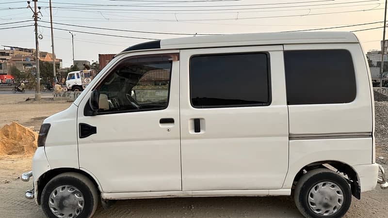 Daihatsu Hijet 2012 3