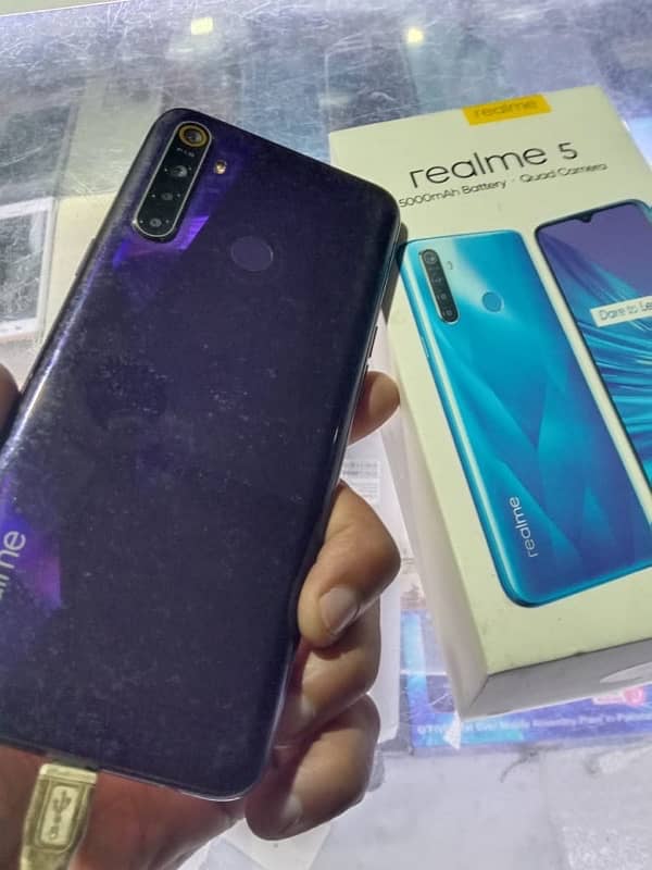 realme5 4/64 0