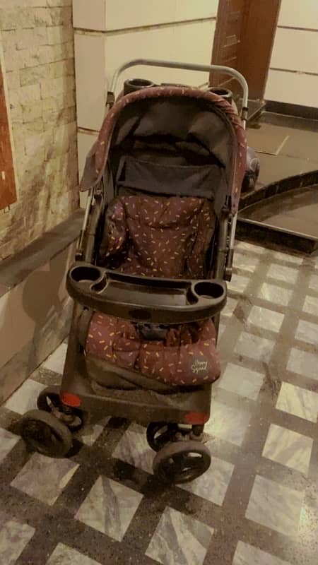 stroller 0