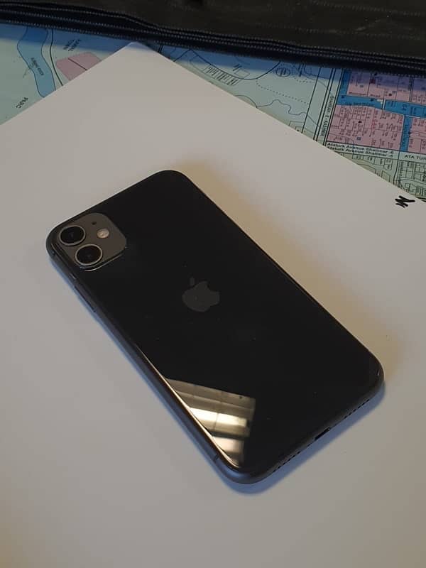 iPhone 11 256Gb ( Sim Working ) 1