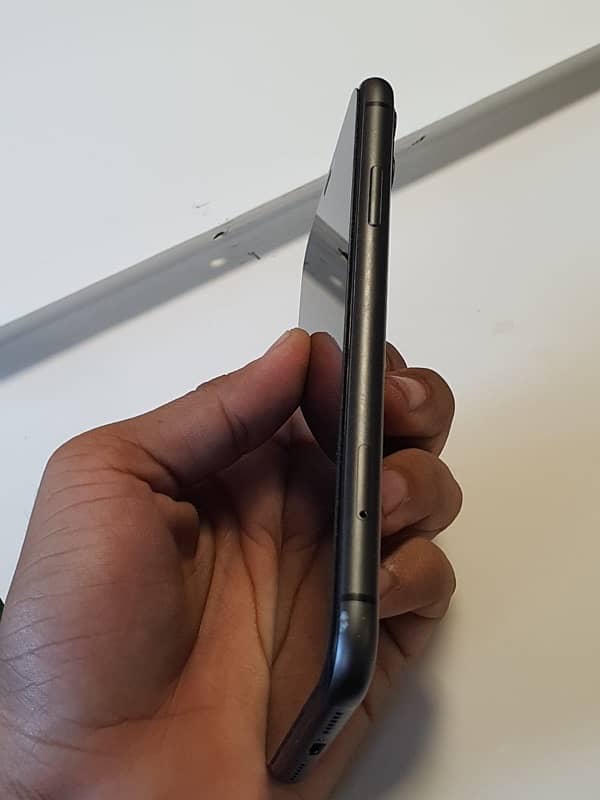 iPhone 11 256Gb ( Sim Working ) 5