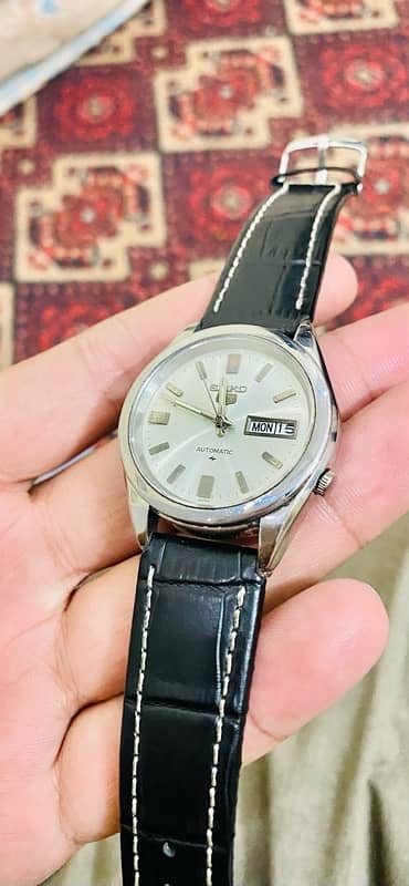 Seiko 5 Automatic 3