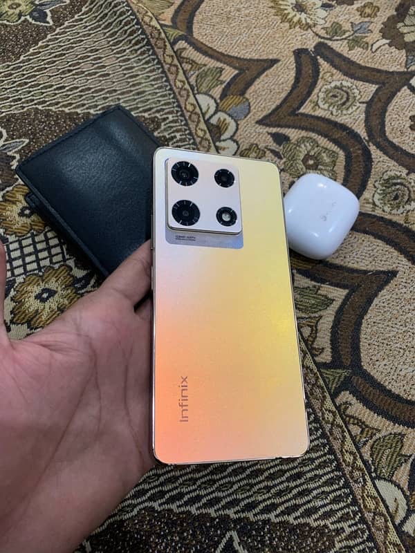 Infinix note 30 pro 8+8 256gb 2