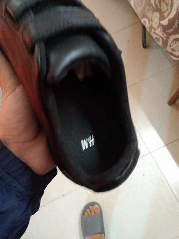 H&M shoes are available for sale 3