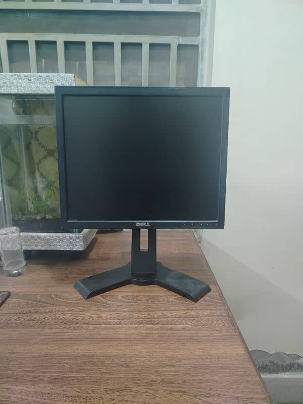 PC for sale | Dell optiplex 3010 | 17 inch Monitor 10