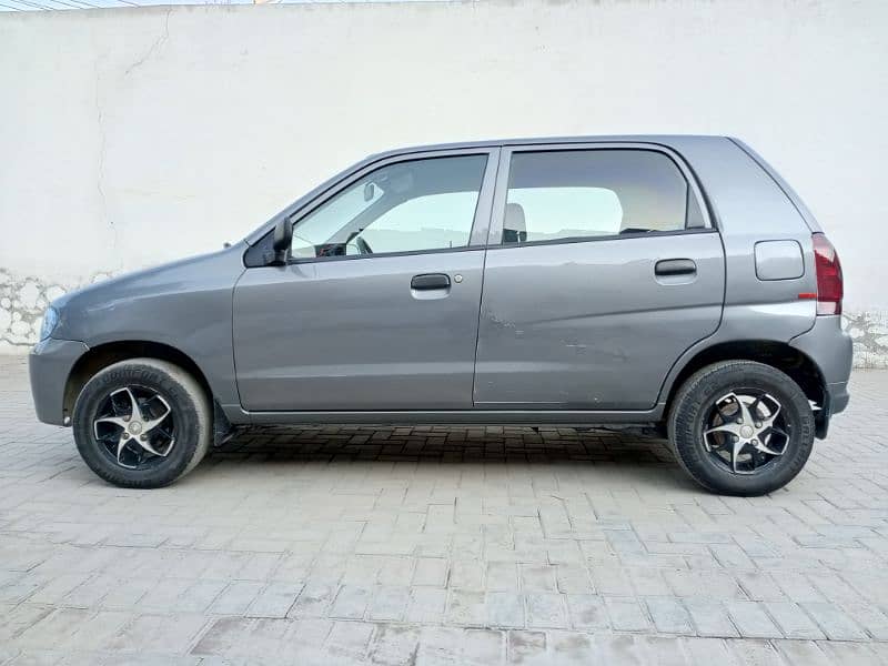 Suzuki Alto 2012 1