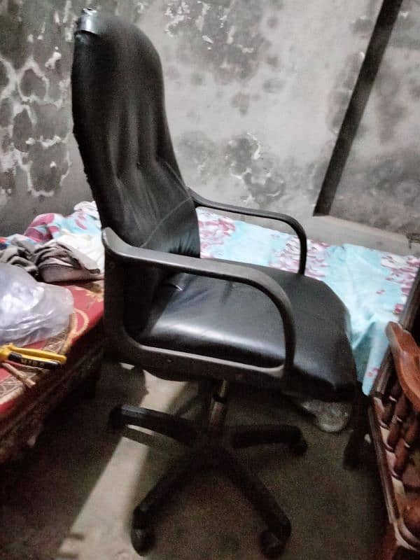 office chair 1