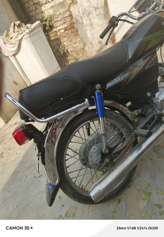 Honda 70.2019 model. Conditions theek ha. engine be theek ha. 3