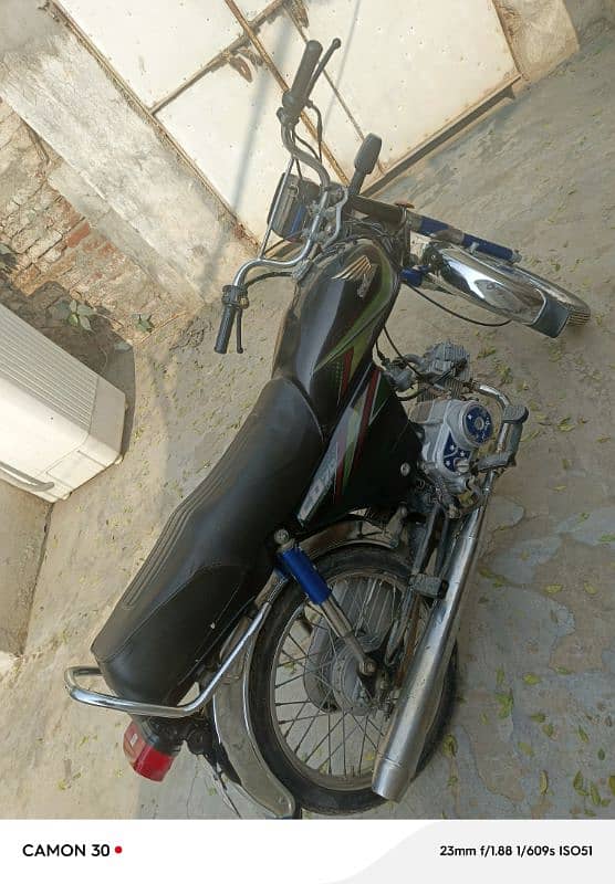 Honda 70.2019 model. Conditions theek ha. engine be theek ha. 4