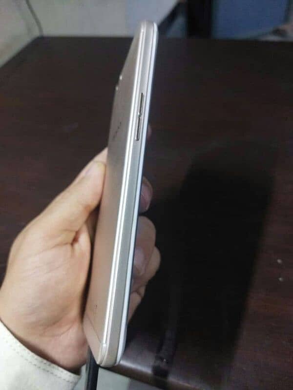 Oppo F1s 4gp 64gp 3